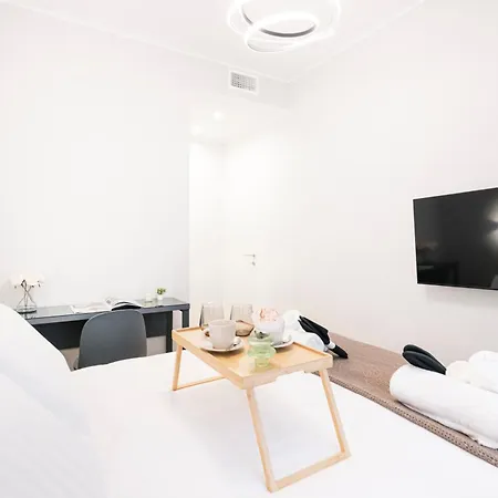 Easylife Apartment *